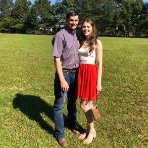 Meet your Posher, Andrea